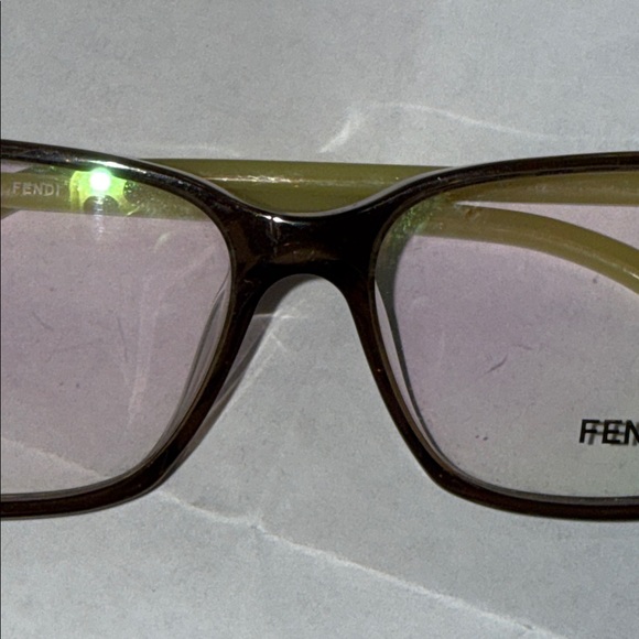 Fendi Rectangular Eyeglass frames - Picture 7 of 7